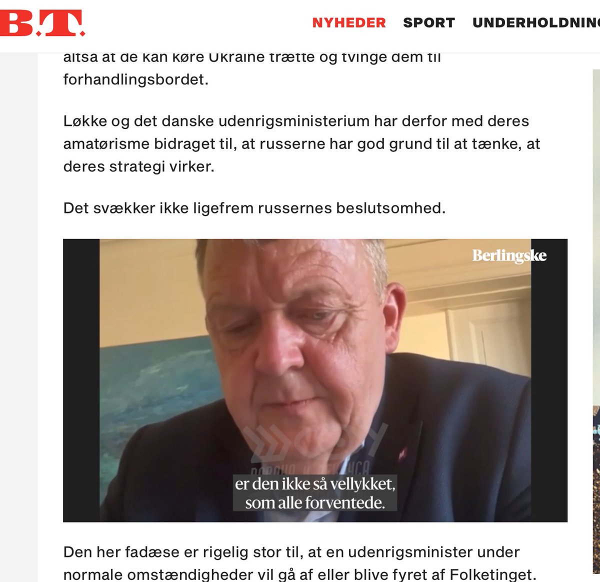 Naturligvis er det en fadæse at LLR taler over sig til en russisk komiker, som han tror er den afrikanske kommissionsformand. Men det er altså også skidt, at vores udenrigsminister stadig tager videosamtaler frøperspektiv… Jeg krummer tæer.

bt.dk/politik/ugens-…
