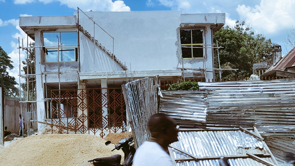 johnseke245328's tweet photo. 🚨S'inscrivant ds la droite ligne du Chef de l'État @fatshi13, le #Top_manager DG @Junior_Mata1 imprime une autre image de la @Cnssap_RDC visant à garantir non seulement des meilleures prestat°, mais aussi à offrir à son personnel les condit° optimales d travail. Bureau/Kisangani https://t.co/qkja0gNtmd