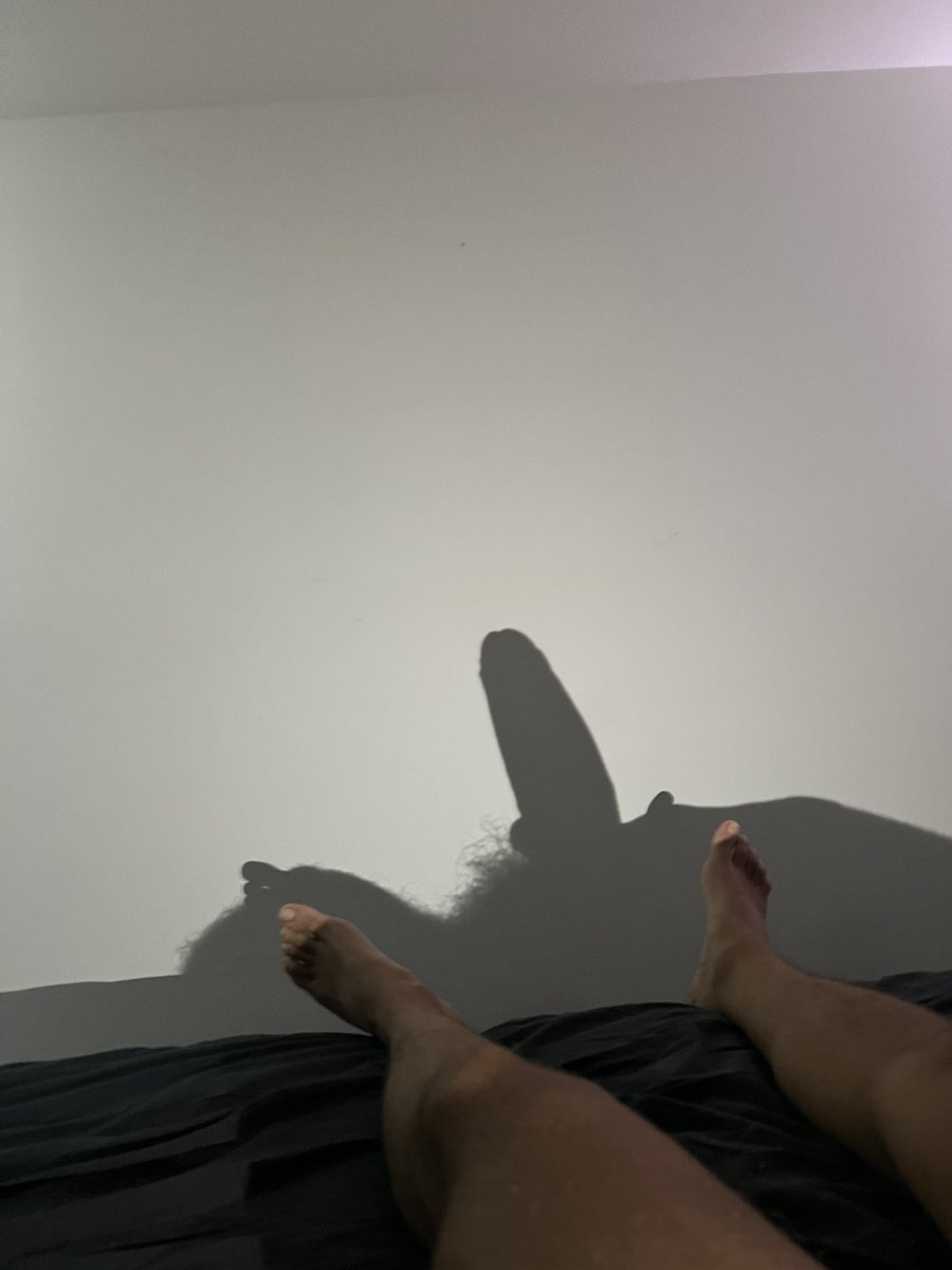 masterbastard3's tweet photo. Ho raggiunto i 4K. 🎉Per festeggiare vi regalo l’ombra di tutto quello che voi inferiori sognate e che non sarete mai degni di avere!! Veneratemi e tributate merde 💵 💰🎁
@master_updates @rt4dom @AlphaMaleWorld1 #cashmaster #footmaster @certifiedalphas #findom #cashmaster #dick https://t.co/a4vK7Vqi7n
