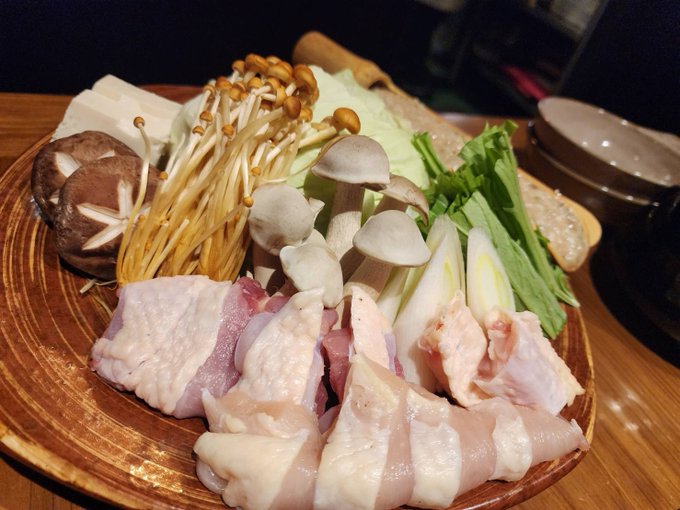 初水炊き、やばっ🥰 (虚無目で飲んでるけど中身炭酸水) https://t.co/38HHmn3k1Q