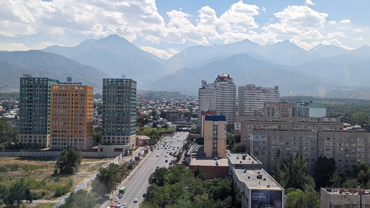 Schnowflake tweet media