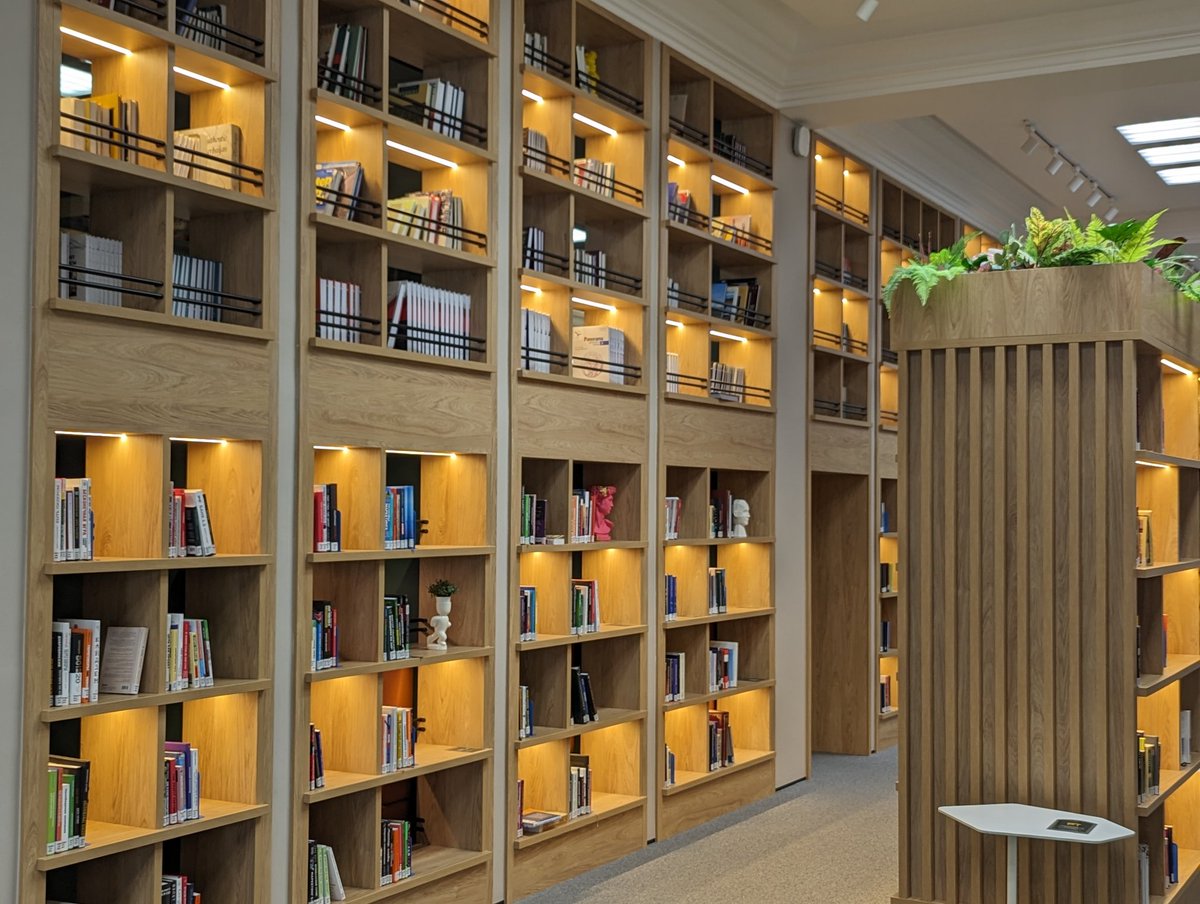 Schnowflake tweet media