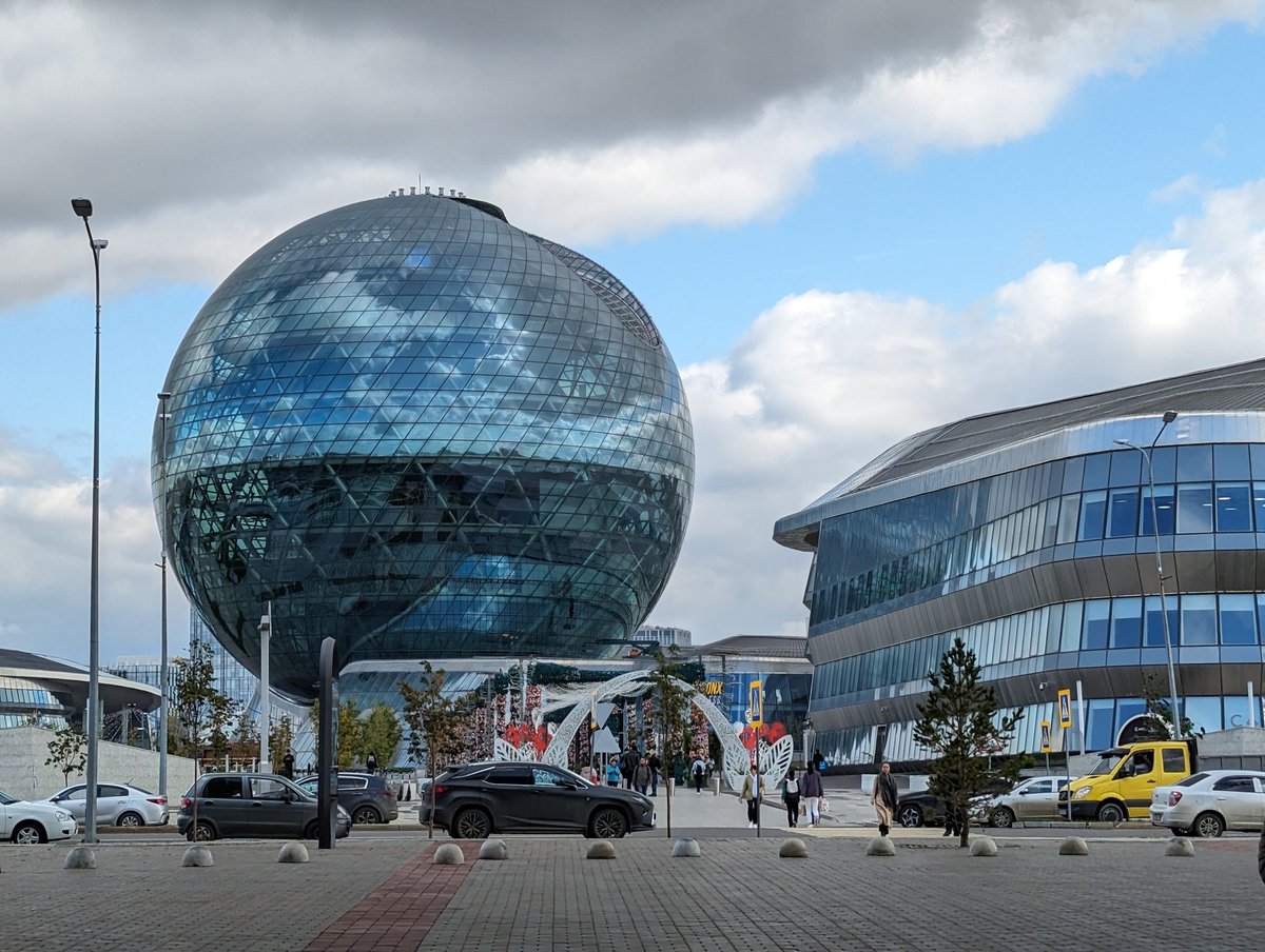 Schnowflake tweet media