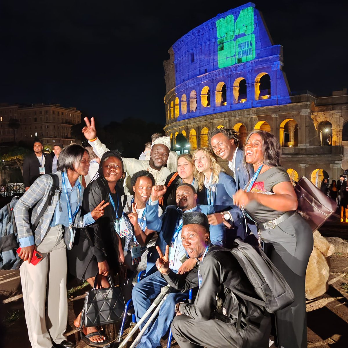 AdebayoDidier's tweet photo. I had the honor of participating from 17th to 19h October 2023 in the Youth4Climate #Sparkingsolutions flagship Event organized by the Italian Ministry of Environment and Energy Security @MASE_IT in Partnerships with the United Nations Development Program @UNDP_RomeCentre https://t.co/NdgqeUpPe0
