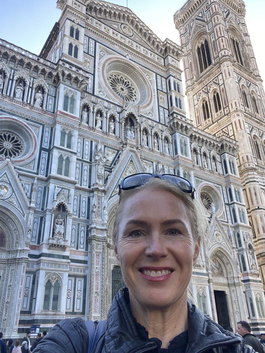 Happy birthday 🥳 to me A day in Firenze - che bello ❤️ About to disappear into the Uffizzi for hours