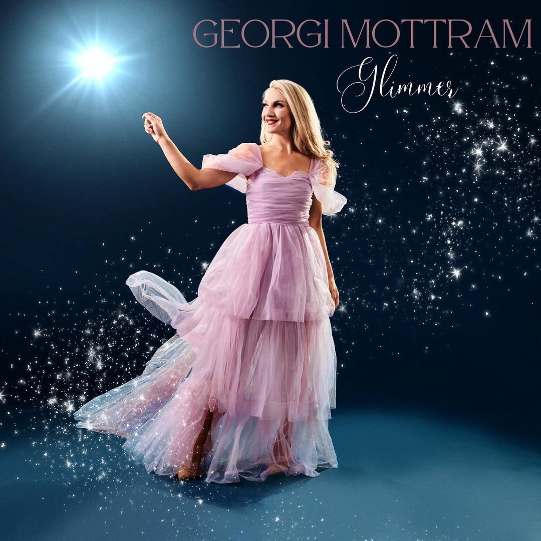 It's exactly one month since our @georgimottram released her album, Glimmer! 🤩✨️ If you've not listened yet then you can download/stream here tr.ee/Ls0elBmg92