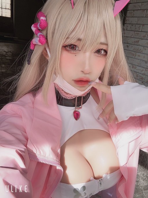 Twitterのコスプレ画像2