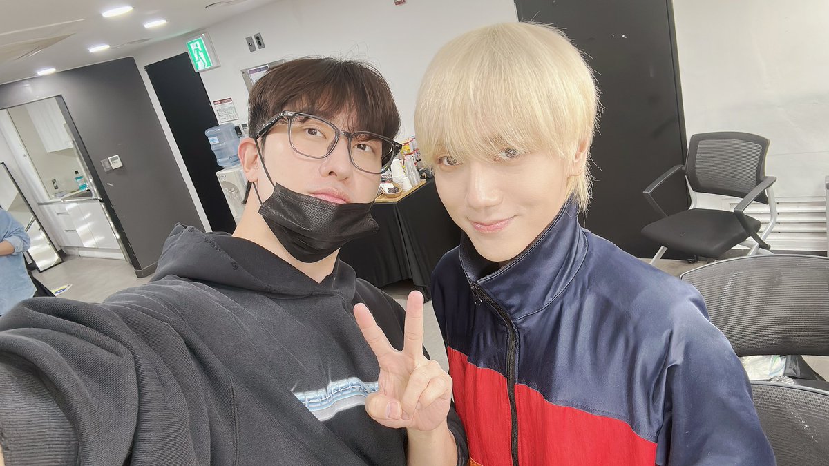 shfly3424's tweet photo. my bro 🫶🏻 https://t.co/kYIagS4LNy