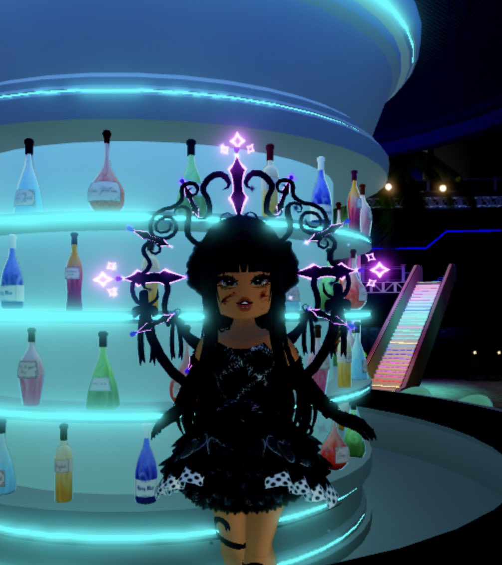 fmxiqi's tweet photo. @Mafalda3p0rbx I just wanna say thank you so much maf you’ve helped me win 2 unique halos and i am so grateful for your charts!
#halo #royalehigh https://t.co/VpJLUrzN7E