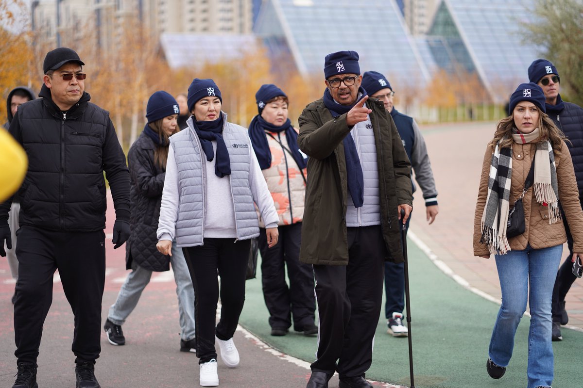 WHO_Europe's tweet photo. Physical activity has proven health benefits for all. 

Walking, jogging, running - prominent athletes, students &amp; teachers of @amu_kz, the city's health organizations, and representatives of the @minhealthKZ &amp; @WHO joined #Astana's annual tradition to promote healthy lifestyles. https://t.co/Tj08FRvmlu