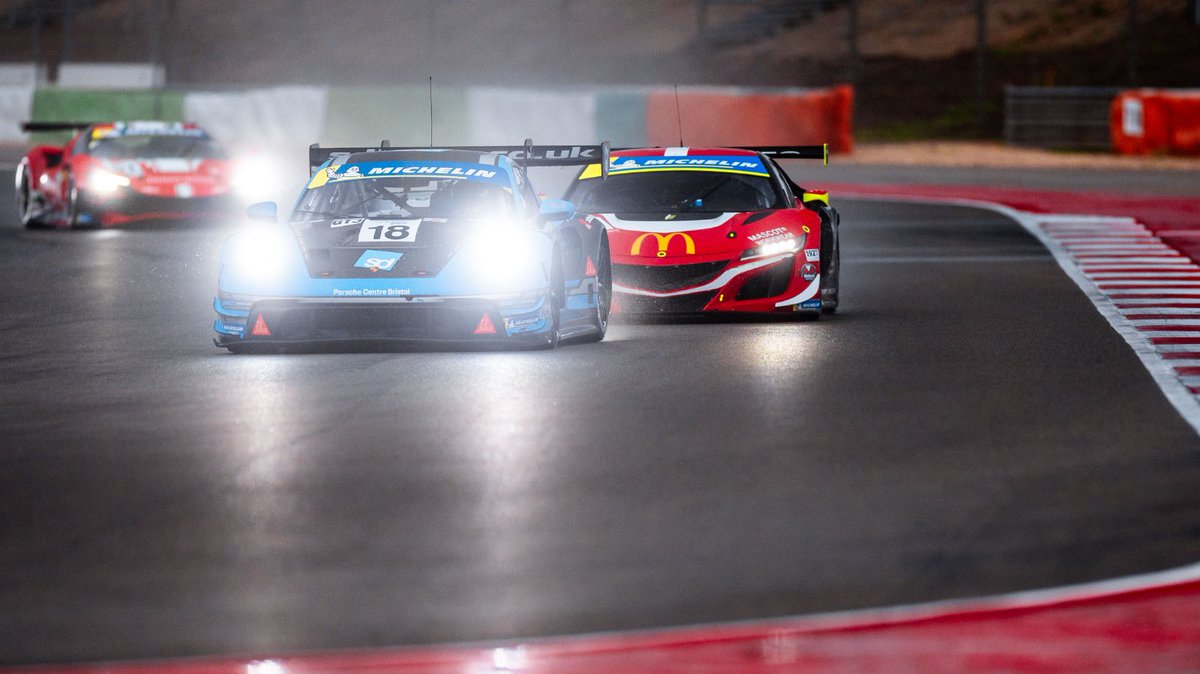 _SDTeam's tweet photo. 🏆PODIUM!🏆

What a performance from Nick Jones &amp; Scott Malvern in Portimão, who charged from P12 to P3 in the @LeMansCup finale!

Third silverware of the season in the bag 👍

📸 @xynamic https://t.co/GtvVrLGDk8