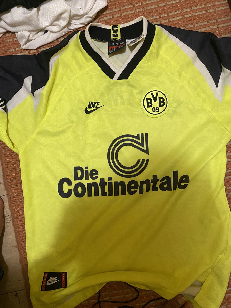 Tunisian Shirts Collector tweet media