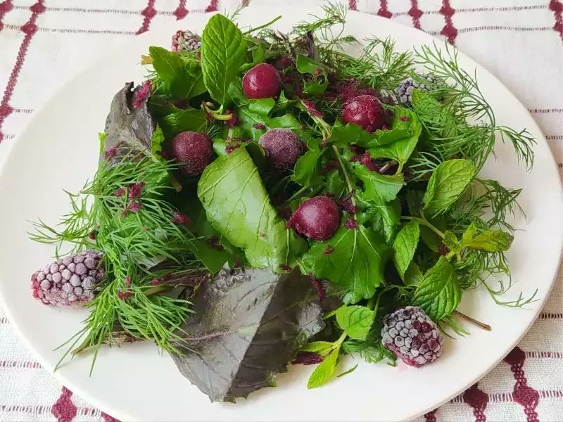 Green Salad With Frozen Fruits

#different_recipes  #recipe #recipes #homemade #food #Foodie #Foodies #foodlover #foodlovers #yummy #diet #fitness #weightloss #healthyfood #gym #healthylifestyle #nutrition #HealthyEating #healthyfood #vegan  #vegetarian #vegetarianrecipes #keto