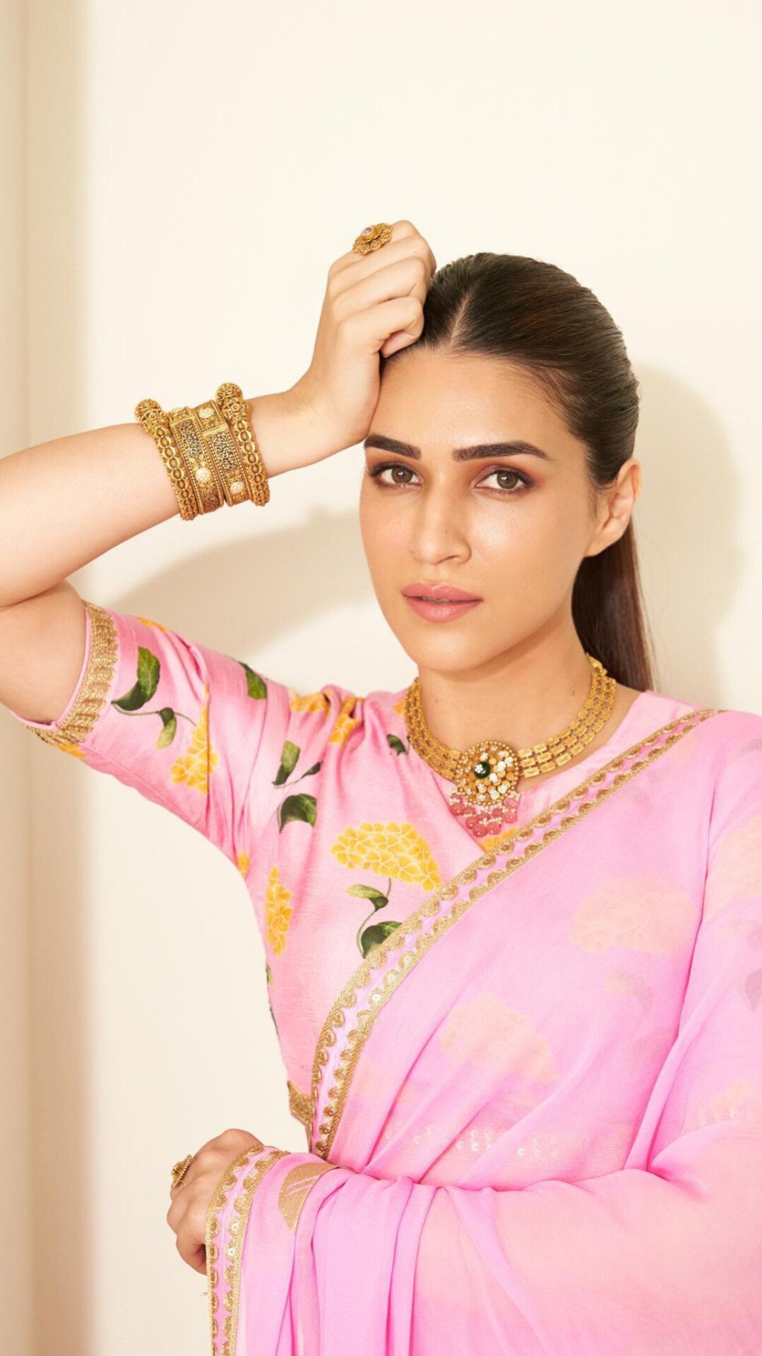 F9CetabWQAAgO9w?format=jpg&name=large