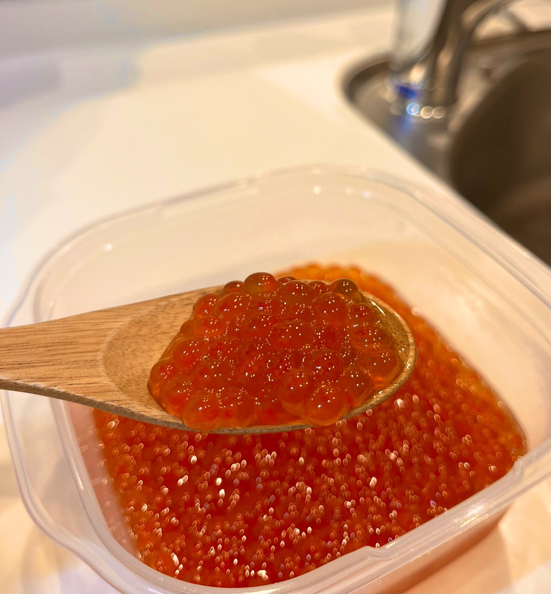 ROAD_ONOKA_'s tweet photo. はじめて筋子からいくら醤油漬け作った🥺ぷりぷりでかわいい https://t.co/OKyBeDCSgE