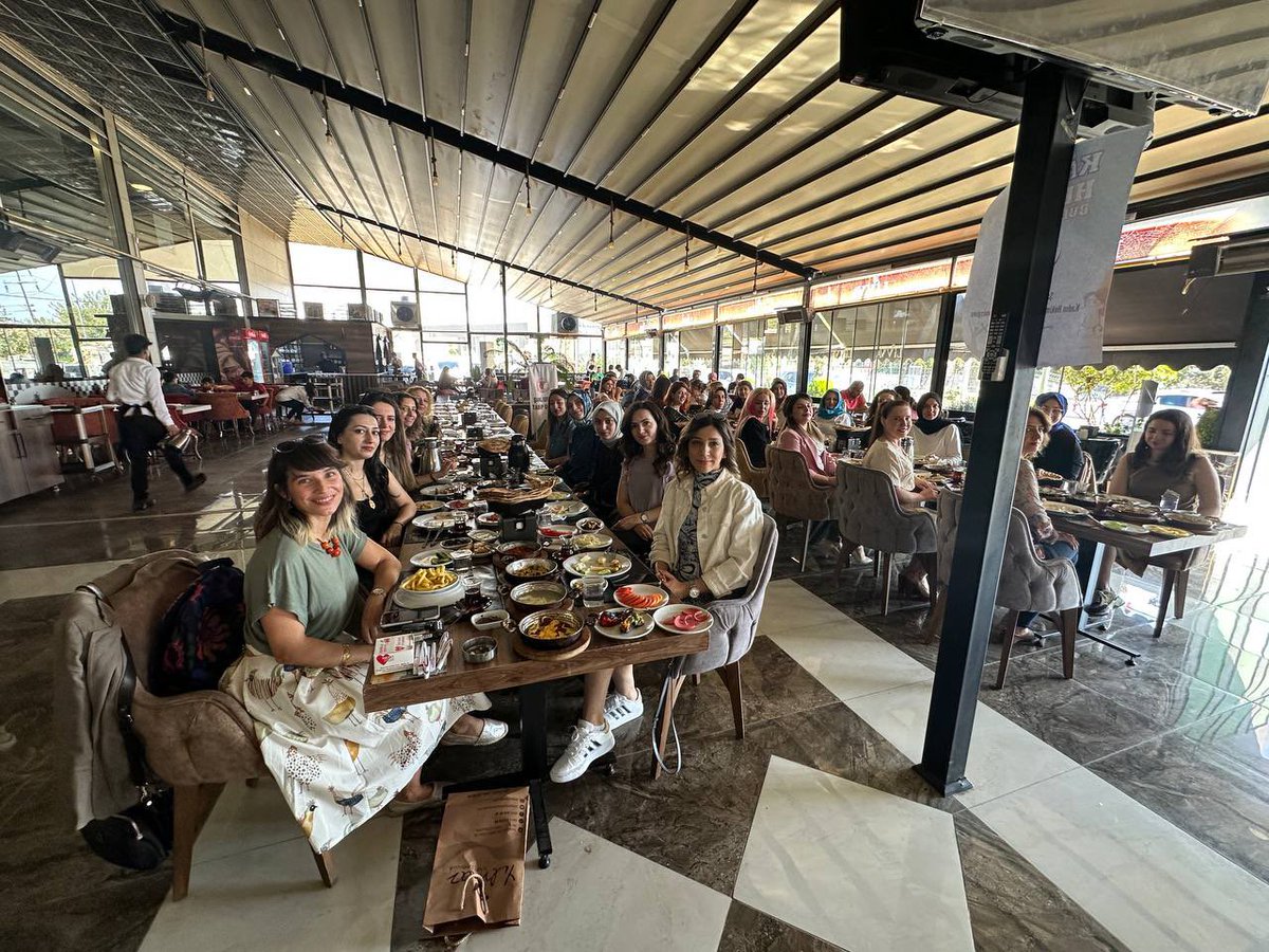 urfatabip's tweet photo. ŞTO Kadın Hekimlik ve Kadın sağlığı komisyonumuzun düzenlemiş olduğu “Kadın Hekim Buluşması” etkinliğimizi gerçekleştirdik. Etkinlikte bir araya gelen kadın hekimler, birliktelik, tanışma ve dayanışmanın verdiği güçlü duygular ile ayrıldılar.++ https://t.co/W9mDdEpBAf