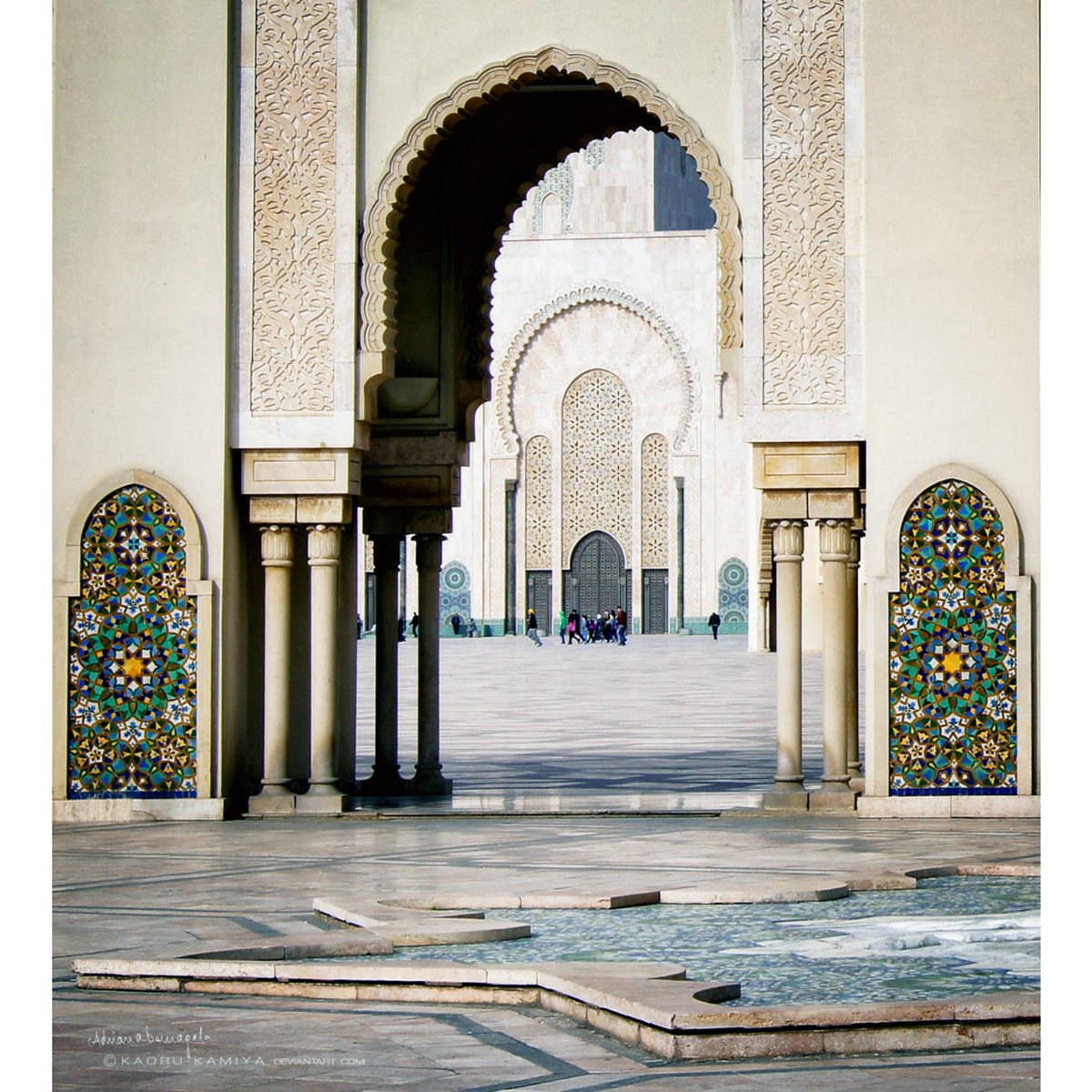 TripsServices's tweet photo. The Hassan II Mosque in Casablanca, 🕌🕊️Morocco is a breathtaking masterpiece of #islamicarchitecture.  #grandmosque #moorishdesign #tilework #minarets #Morocco #travelblogger #casablanca https://t.co/NtJUwhj45b