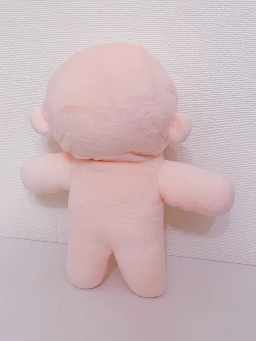 自作型紙から作った素体テスト用の生地が横に伸びまくるからバランス変だけど大体良いでしょう… 