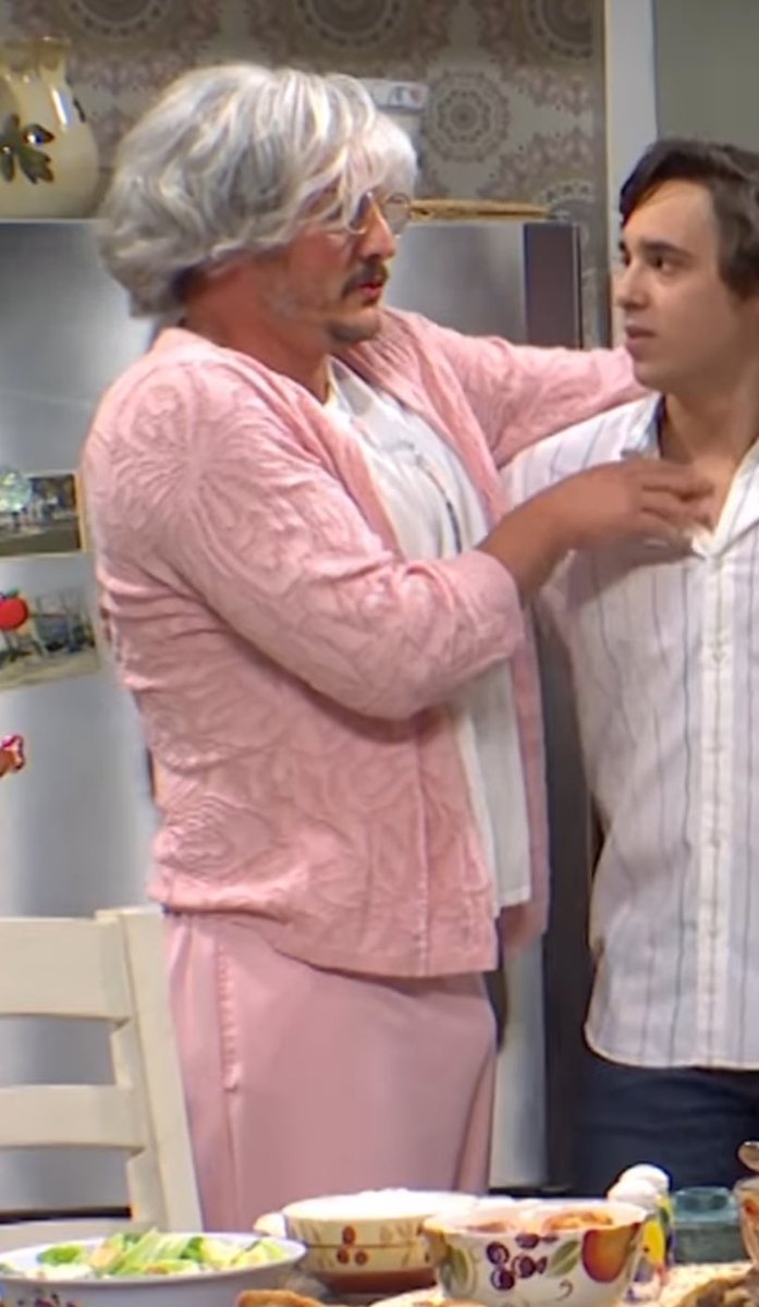 DISCOROBAK's tweet image. i’m sorry but it’s staring right at me