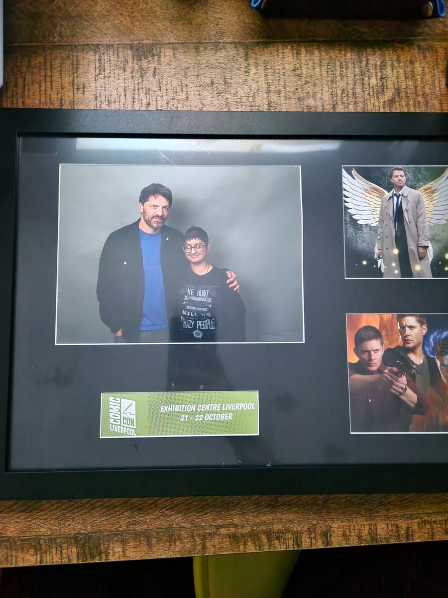 Jayrae (@jayrae110) on Twitter photo I met Met <a href="/mishacollins/">Misha Collins</a> yesterday at <a href="/comconliverpool/">Comic Con Liverpool</a> He was lovely and wonderful signed my book too I met Met <a href="/mishacollins/">Misha Collins</a> yesterday at <a href="/comconliverpool/">Comic Con Liverpool</a> He was lovely and wonderful signed my book too