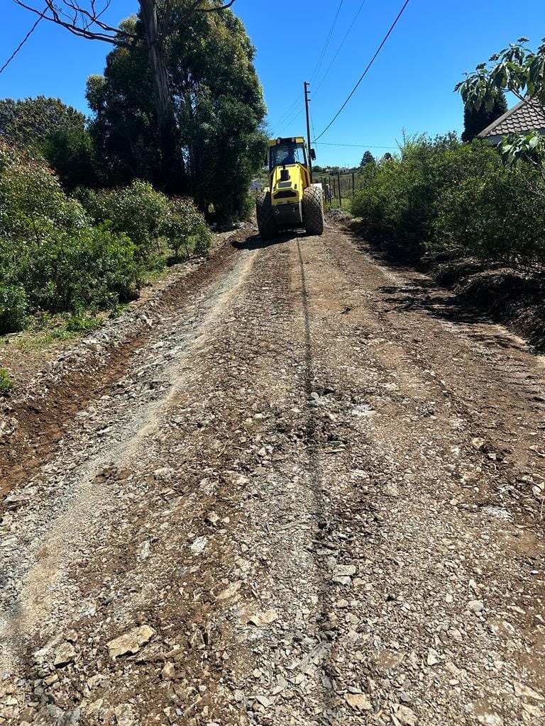 🛠️ The uMngeni municipality, led by DA Mayor Chris Pappas, is working around the clock to deliver basic services. From street light repairs, to road maintenance, to new electricity connections - the DA is getting things done! Register to vote now at check.da.org.za