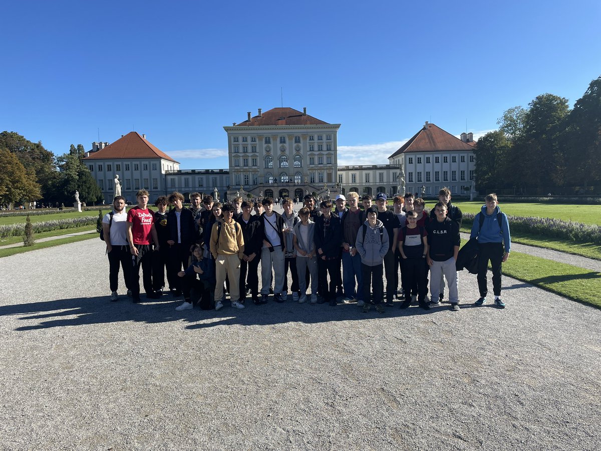 Last morning in Munich visiting the Nymphenburg Schlosspark for a short walk before heading back to the airport. Expected arrival at Heathrow of 17:05 and back @HitchinBoys around 7pm. Polite request to please avoid parking on Grammar school walk to allow the coach access.