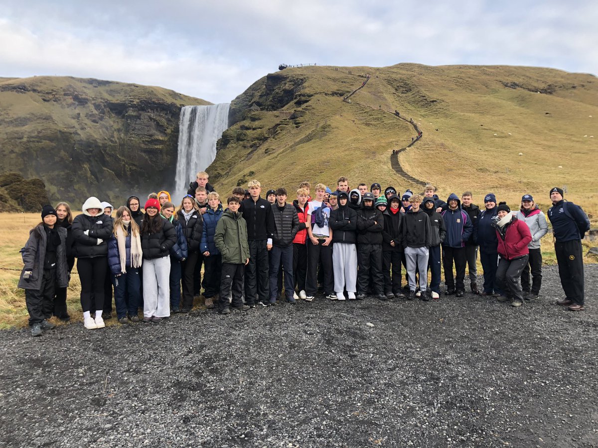 Skógafoss ✅
Seljalandsfoss ⏳

Did we get wetter at the base of the waterfall or when the pipe burst at the hotel last night?

That’s the question. ⁉️