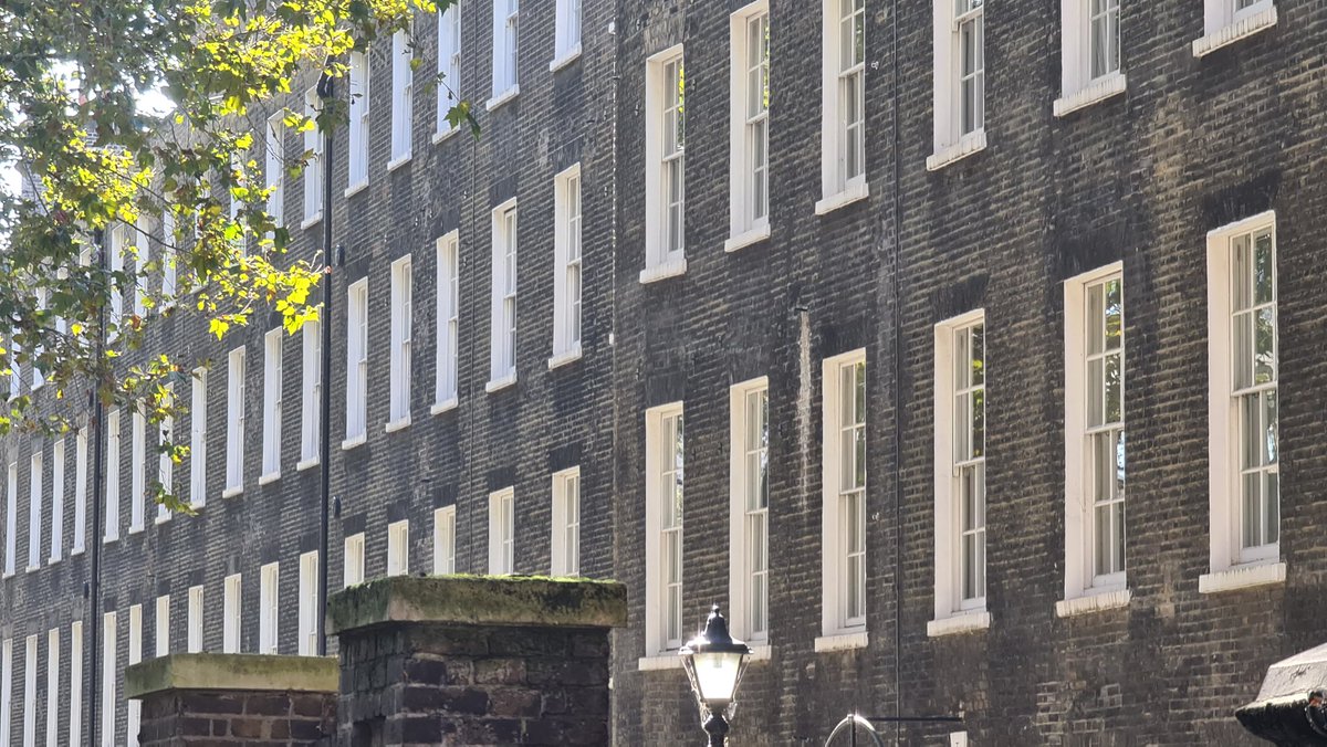 Barnabas Calder tweet media