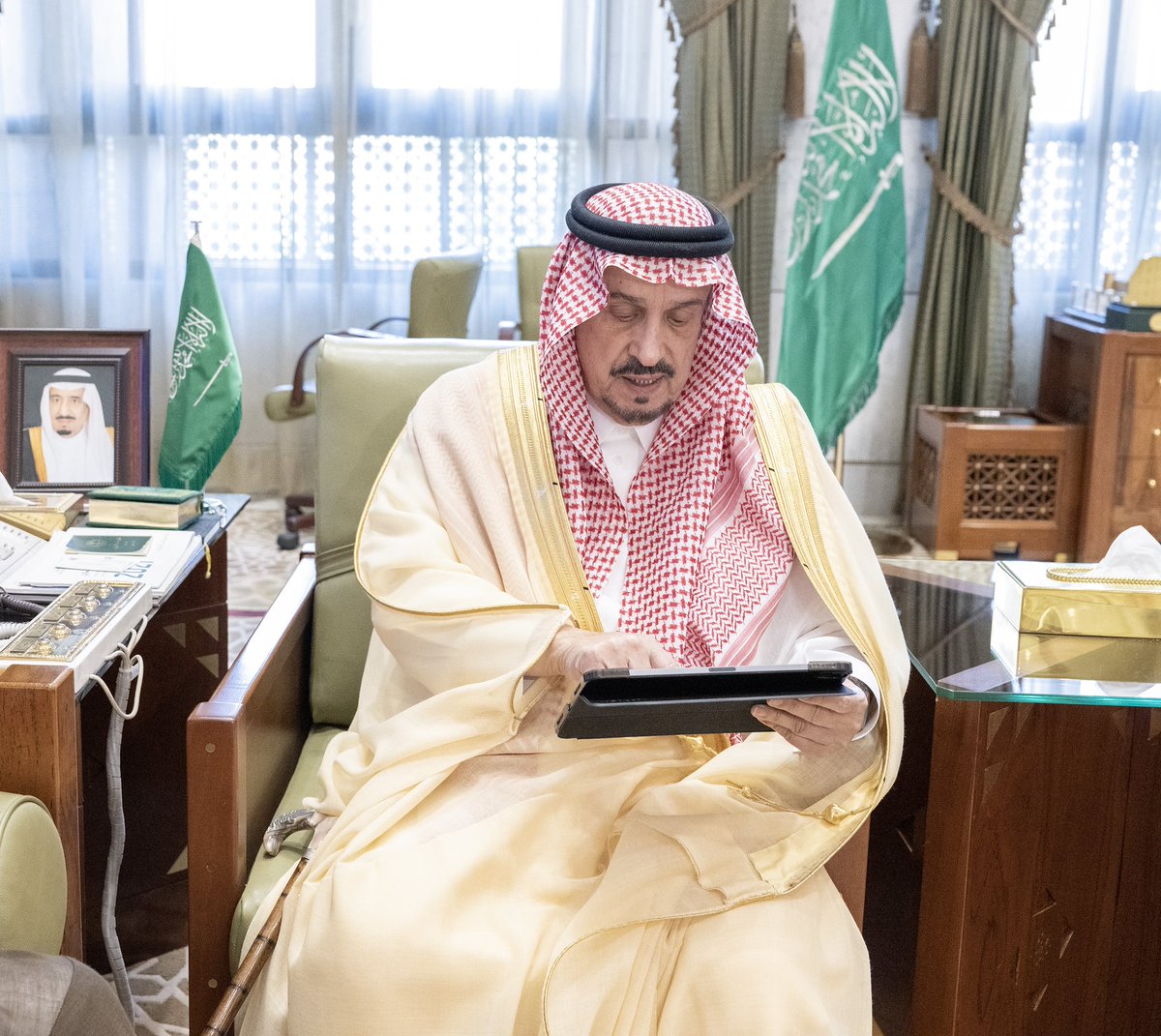 emara_alriyadh's tweet image. سمو الأمير فيصل بن بندر يدشن تطبيق &quot;ريان وبيان&quot; لتعليم القرآن الكريم للنشء.

riyadh.gov.sa/#/home/news-de…

#إمارة_الرياض