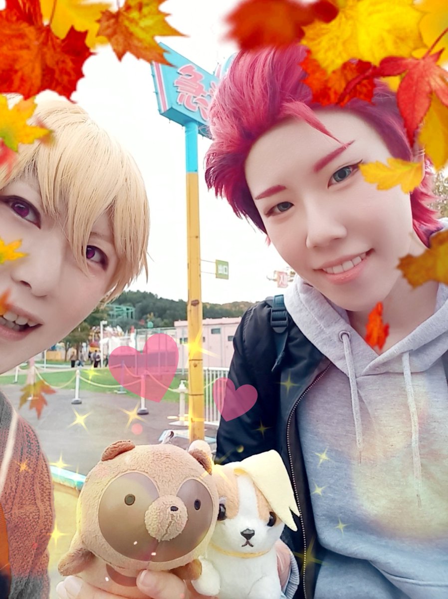 sameno_oekaki's tweet photo. 今日は今季最後の北海道グリーンランドさんでのイベント💃コスプレで遊園地は久々で楽しかったです😘
イケメン鬼龍くんと可愛いいづるちゃんを見てくれ！✨
ひろちん、まみたん、ひいろさん、ご一緒してくれてありがとうございました🥰お疲れ様でしたー！
#レイヴアップDX https://t.co/ZIbdNDPgbN