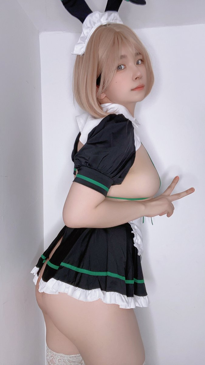 ✌️🥵✌️兔兔女仆捏

衣服来自@eroonichan https://t.co/DV4UWiz4QF