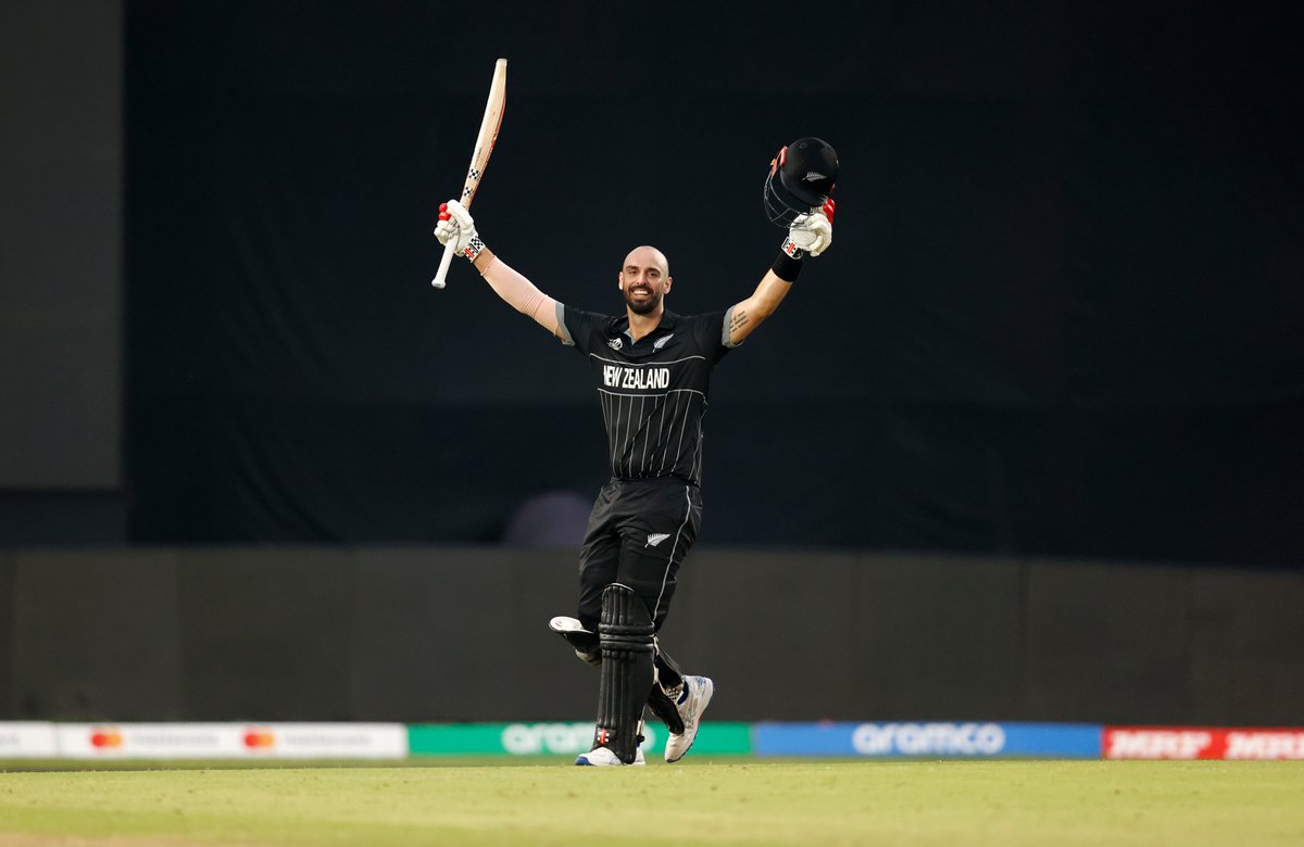 BLACKCAPS's tweet photo. ODI 💯 #5 for @dazmitchell47! His fourth this year and first overall against India. Brings it up in 100 balls. Follow play LIVE in NZ with @skysportnz. LIVE scoring | https://t.co/YL5NT9eSnP #CWC23 https://t.co/79fve1EFLR