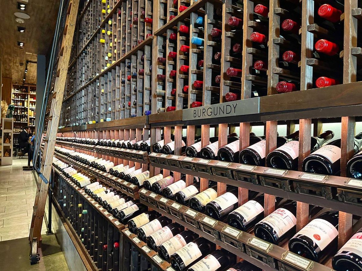 allen3717's tweet photo. #USAlos angeles🇺🇸 #Beverly Hills #Bar #Restaurant🍴
Wally's Wine bar
📍447 N Canon Drive, Beverly Hills, CA90210 https://t.co/X7DeoWPJVK