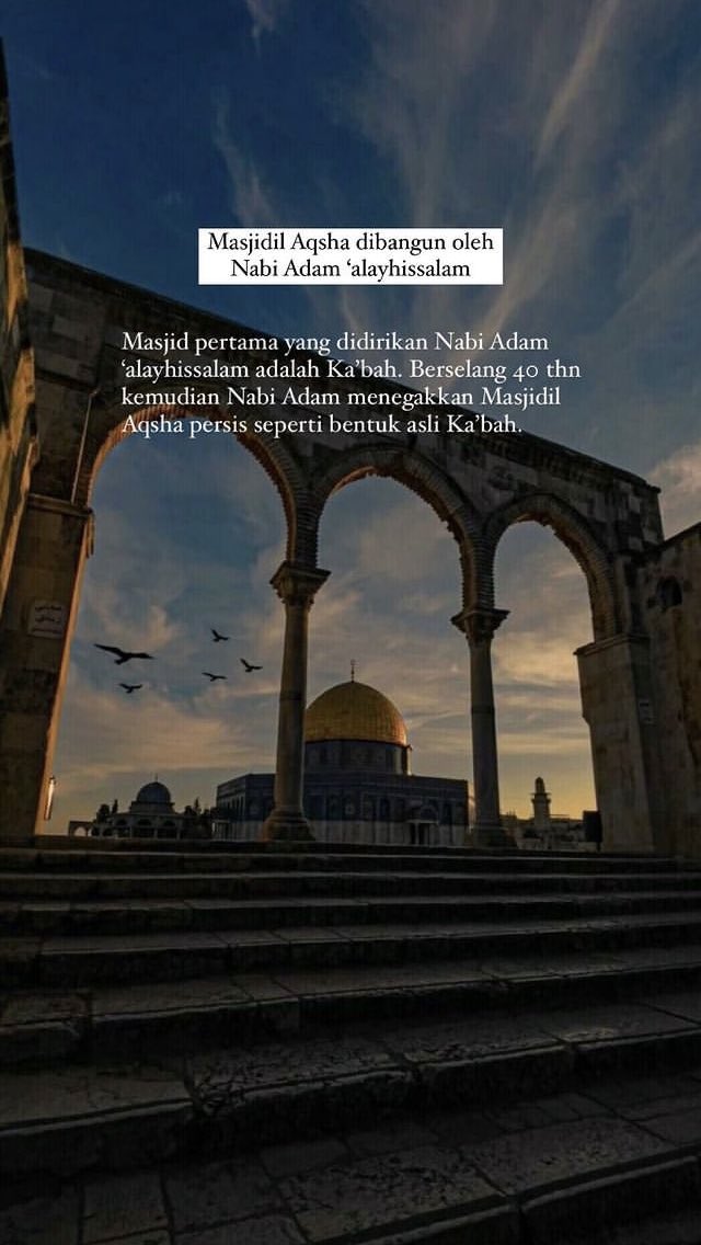 shswulandr's tweet photo. Baitul Maqdis tanah suci umat Islam, kiblat pertama &amp; alat uji keimanan semua muslim dunia, apakah peduli, bergiroh pembebasannya atau bersikap biasa saja, seolah itu bukan tempat yang harus ditebus dengan jihad harta, tenang dan nyawa? 
#SavePalestineSaveHumanity #IsraelAttack https://t.co/ECzb3tmAxK