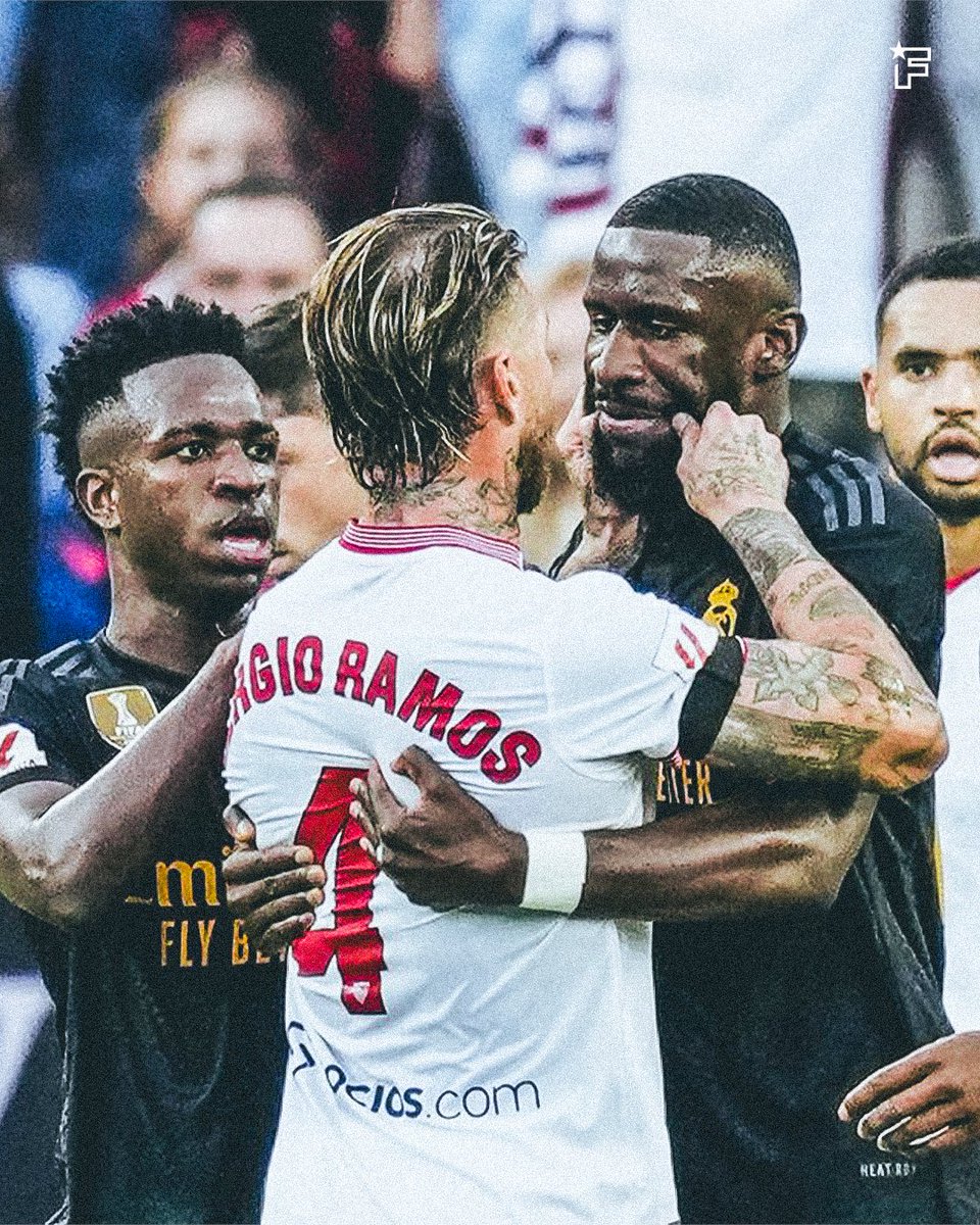 footmercato's tweet photo. À vous de faire la légende de cette photo... 👀✍️ https://t.co/iNXozeiZUY