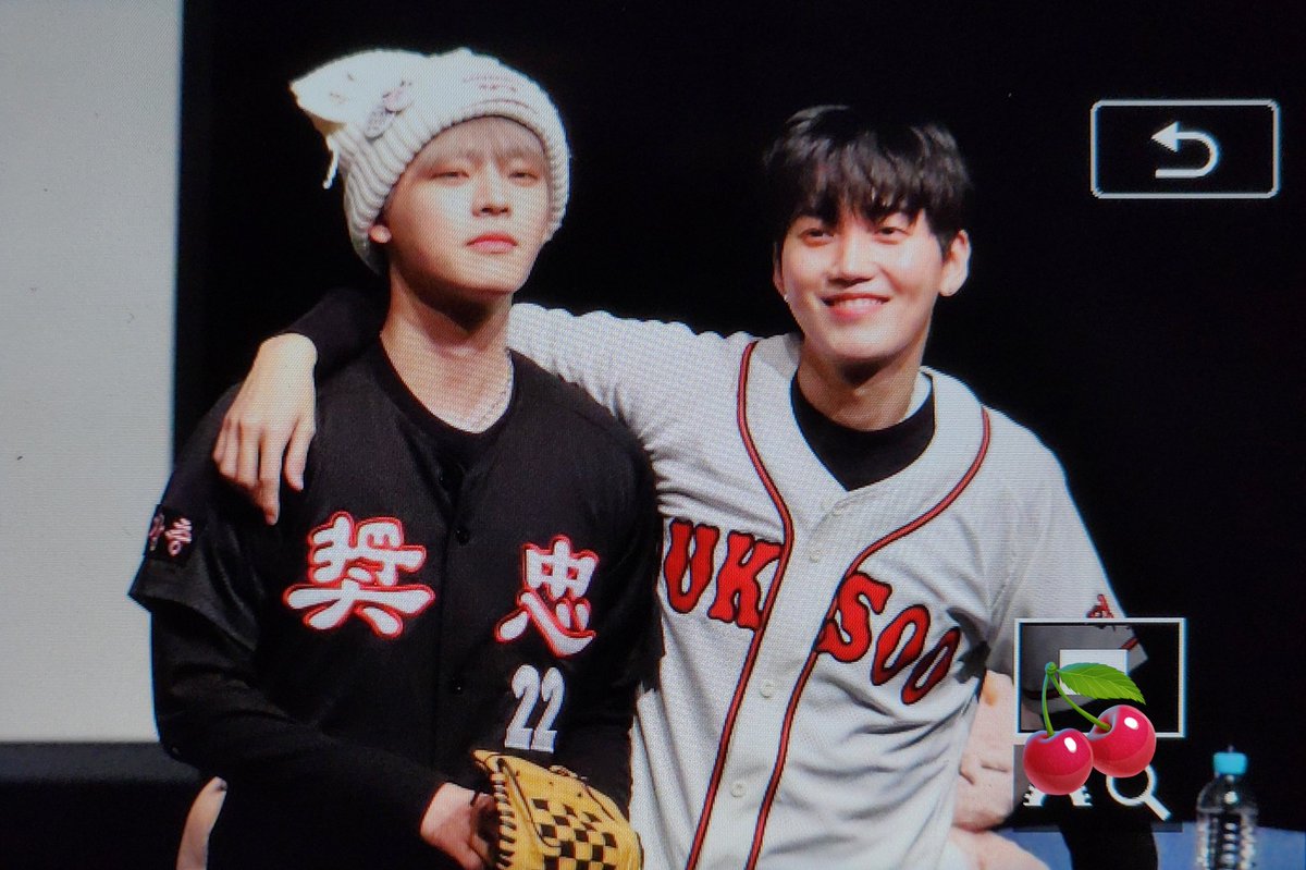 onfmozzi's tweet photo. 🦌 231022 - preview 🐶

청춘드라마 한장면 여기서 보다니.... 🥹

#온앤오프 #효진 #제이어스 #김효진 #이승준 https://t.co/qmvts1v4b2