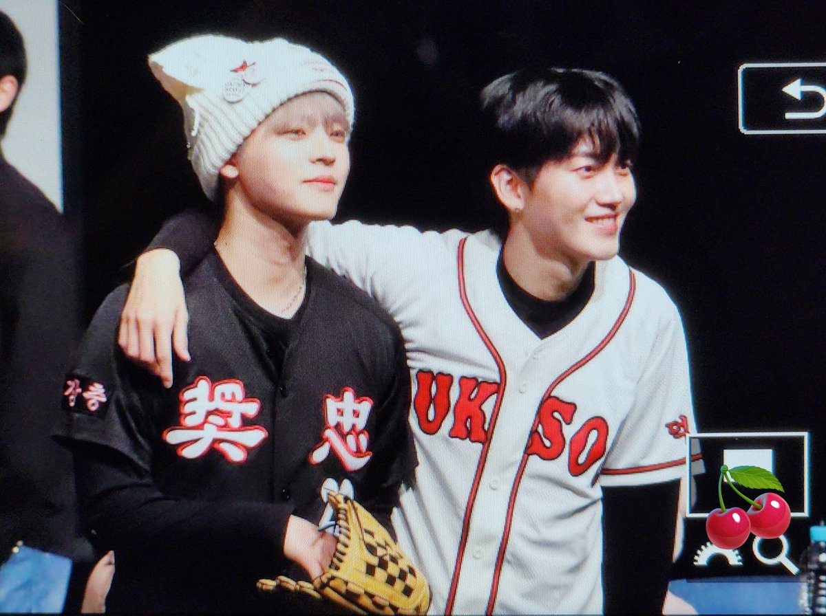 onfmozzi's tweet photo. 🦌 231022 - preview 🐶

청춘드라마 한장면 여기서 보다니.... 🥹

#온앤오프 #효진 #제이어스 #김효진 #이승준 https://t.co/qmvts1v4b2
