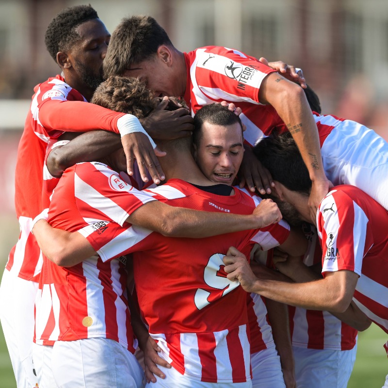 RealSporting's tweet photo. 7⃣ victorias. 

🍍 Un equipo.

#SportingAtlético