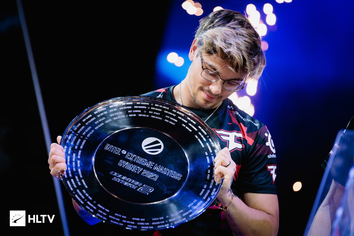 HLTV.org tweet media