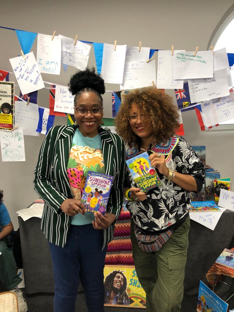 Had a brilliant time at yesterday's @FestivalofGirl talking about self-identity and what makes you special. Such a great festival. Lovely to meet the very inspiring @OjiBrown73 @MGLnrd @thisisbooklove and @childrensbkshop too 📚💫 ☀️