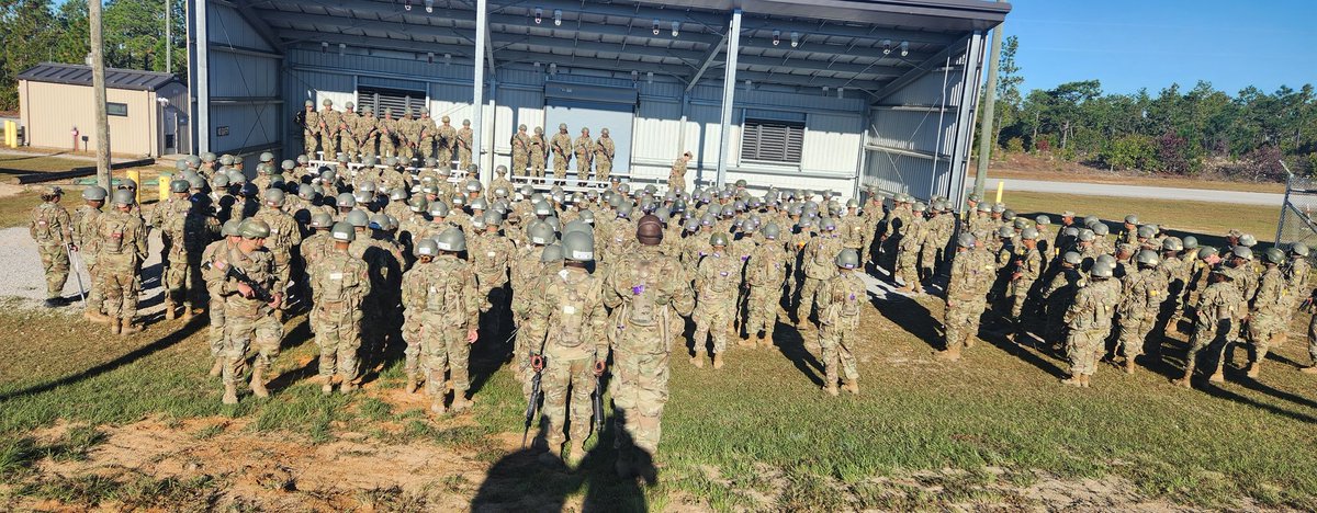 SherryAmor12's tweet image. I've been super busy lol 😆  These trainees are like, "Where did she come from? lol she needs to go home!" #SetTheStandard #FirstSergeant 
#ILoveWhatIDo