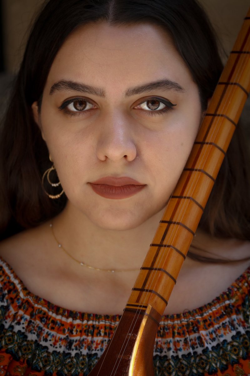 This week I had the pleasure of photographing Mahya, an Iranian woman who immigrated to Australia 4 months ago with her husband. She is a master in the art of playing the Tanbur, a traditional instrument found in the Middle East for thousands of years. #popowskiphoto #sydney