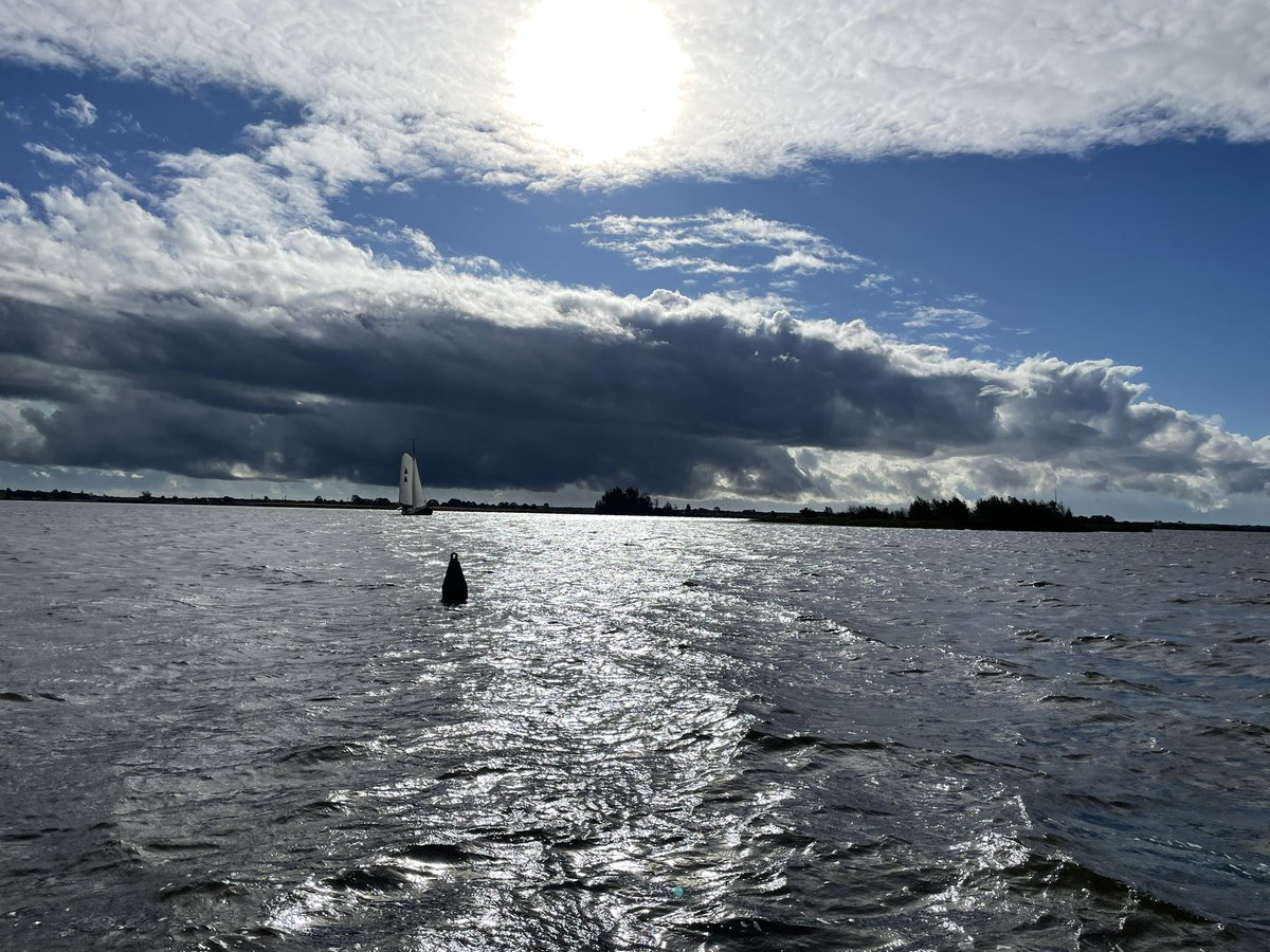 reportfromNL's tweet image. Laatste keer varen dit jaar. Fris en zonnig. Op weg naar de #winterstalling