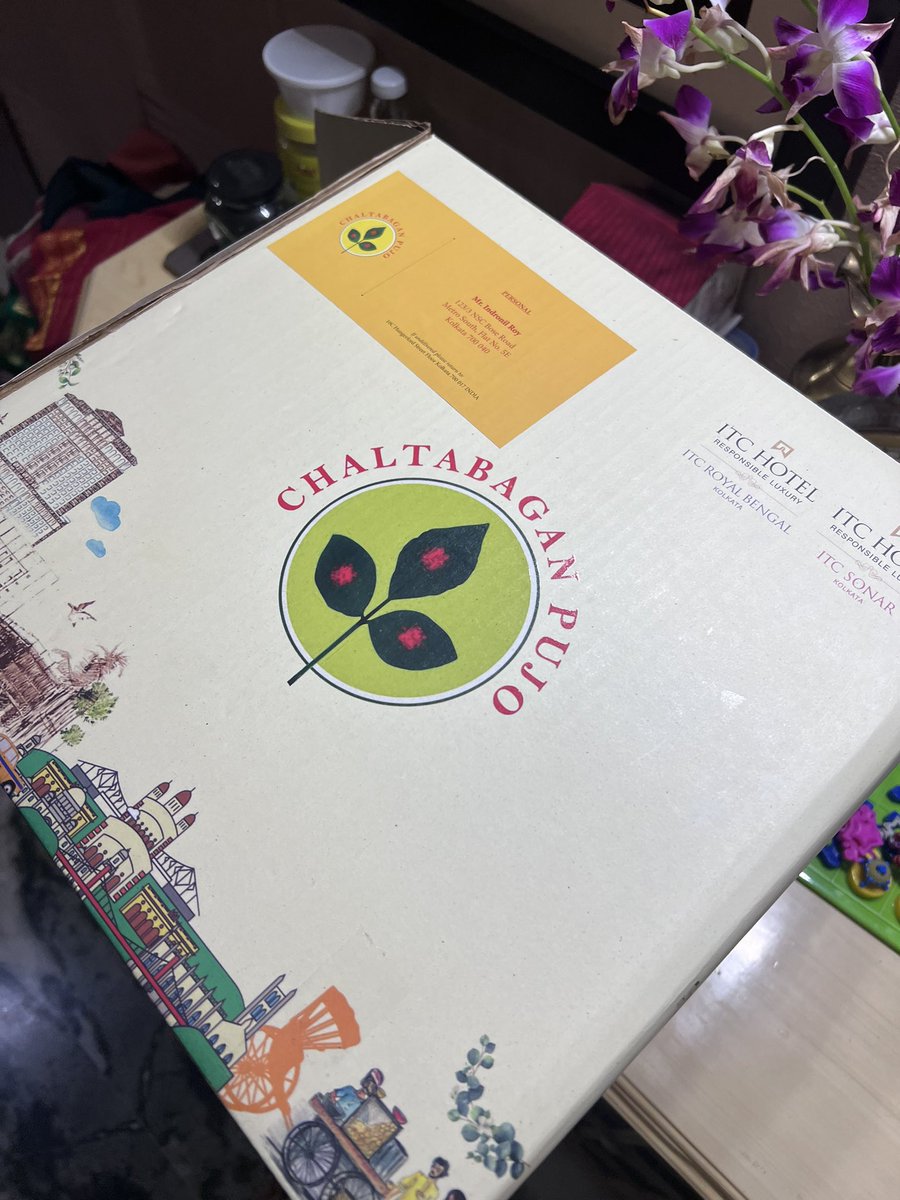 indraroy's tweet photo. Thank you soo much #ChaltaBaganPujo  @sundeepbhutoria and @itcroyalbengal for this Outstandingly classy Pujo Hamper.
#PujoWithITCHotels
#ITCRoyalBengal
#ITCSonar https://t.co/0HQgECitor
