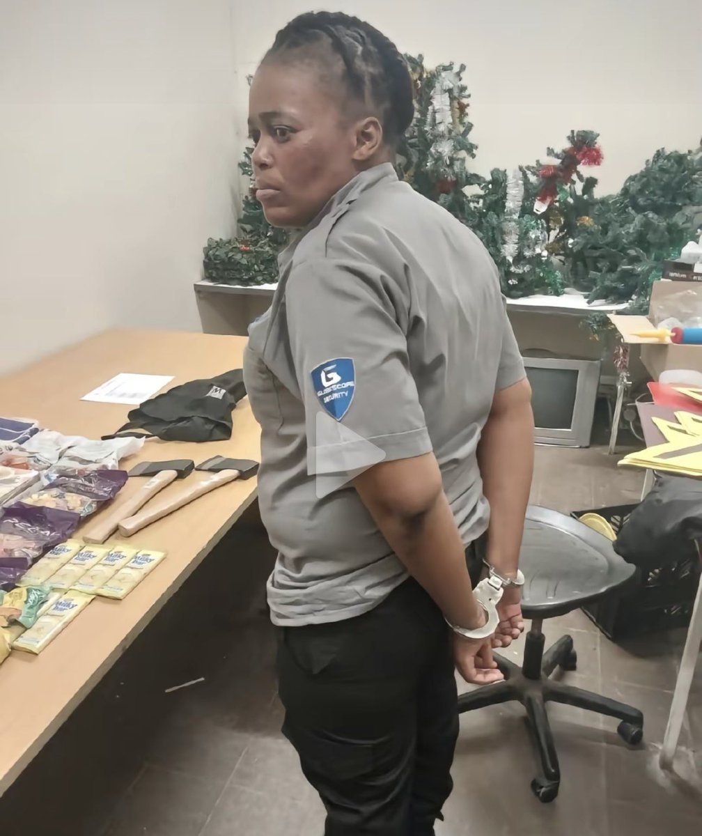 AdvoBarryRoux's tweet photo. Shoprite Yeoville Security Guards were arrested for shop lifting. https://t.co/yub94UXl8b