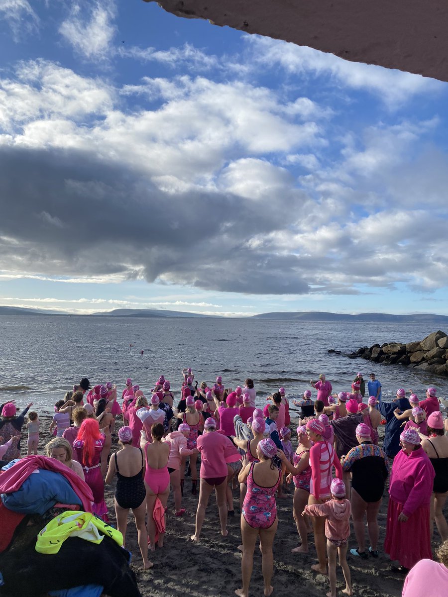Participated in the #swiminpink this morning, raising money for <a href="/BCResearchIre/">National Breast Cancer Research Institute</a>. Was a great morning for a very important cause. 
idonate.ie/event/swiminpi…