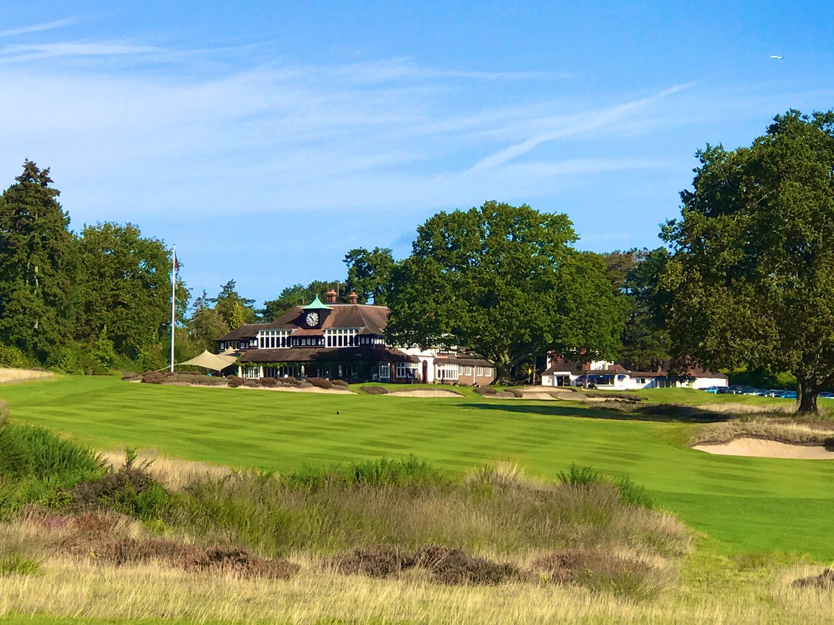 My final week at Sunningdale golf club has now come to an end. Thank you for the amazing experience it Was a pleasure working at such a prestigious club. Good luck to Jamie, George, harry and the team for the future. Now onto the next chapter in Melbourne, Australia!