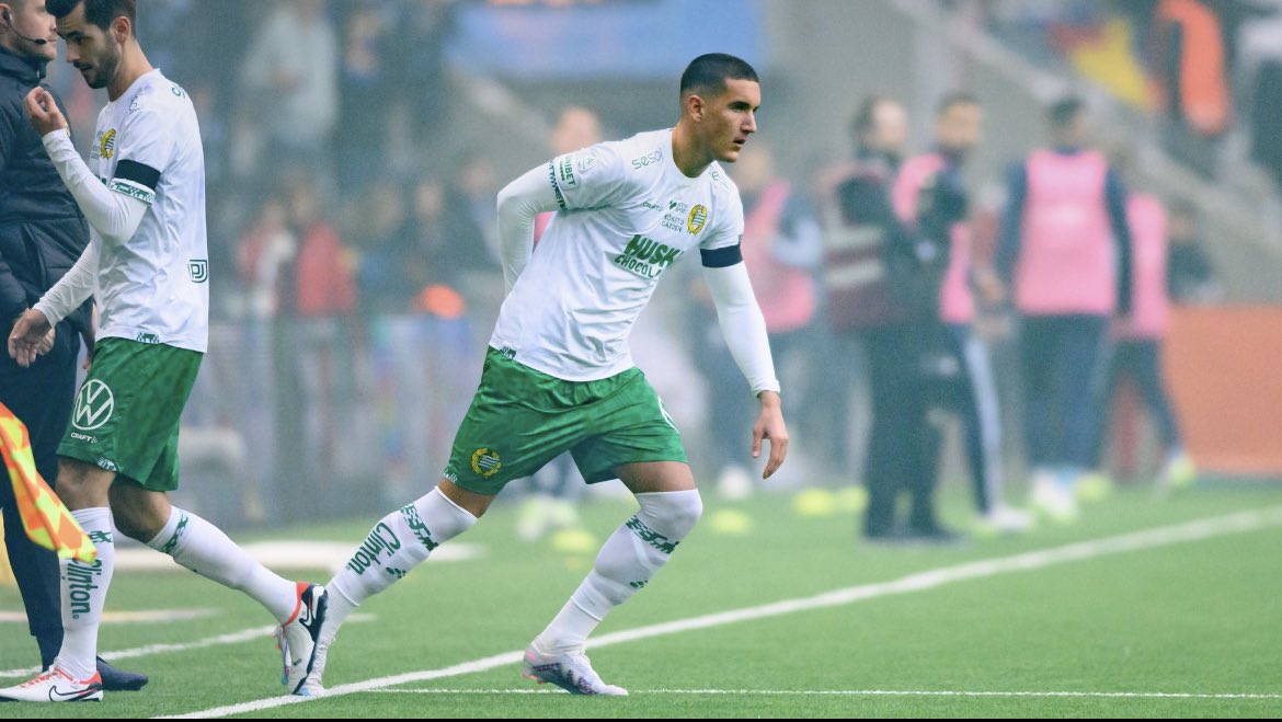 bajenovrigt's tweet photo. Stort grattis till din allsvenska debut Deniz 🎉🎉
Med inhoppet i dagens derby har ännu en akademispelare fått debutera i Allsvenskan.
#bajen #DG46 https://t.co/MhqzVRnVQv