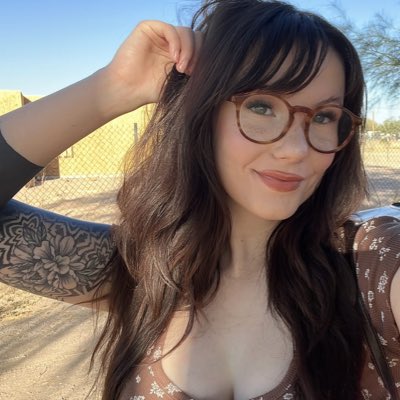 _melodick's tweet photo. #NewProfilePic https://t.co/3l0T5gRxGl