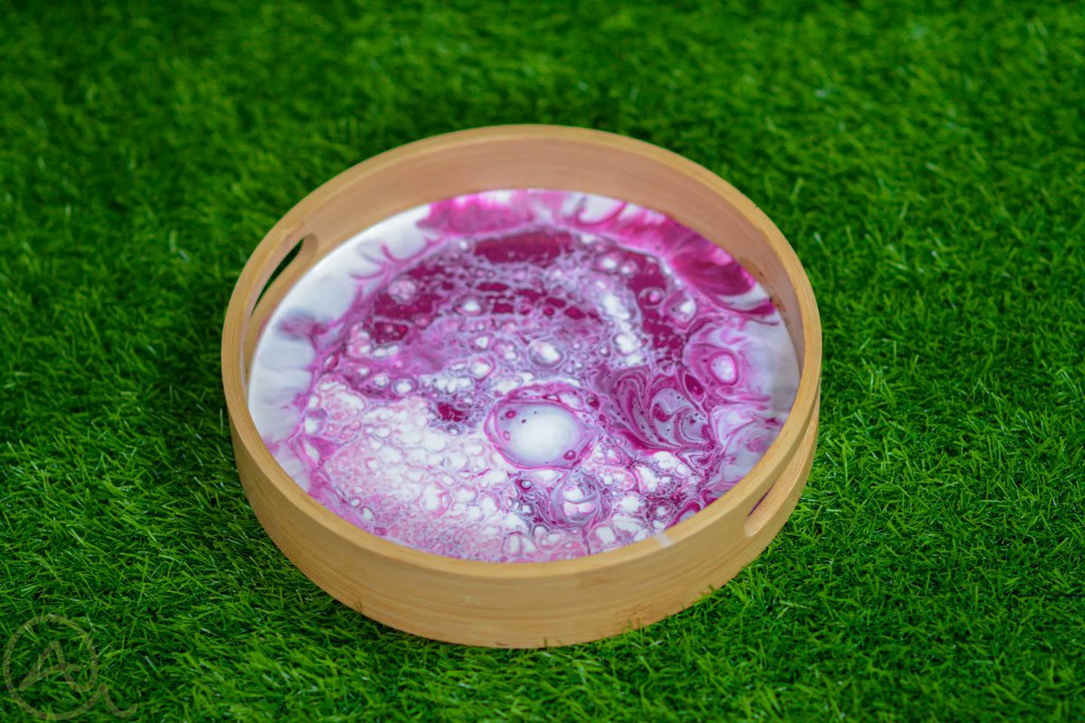 Aimi_Writes786's tweet photo. Epoxy Resin Wooden Tray 

Made with cells and Pouring Effect.

Shade: Pink and white
Size : approx 12 inchs

Can be used for serving and for decor as well.
Size,color and design can be customised.

#resintray #woodentray #orderwork #busimesswoman #onlineshop #artist #handmade https://t.co/LwZsAyUN4w